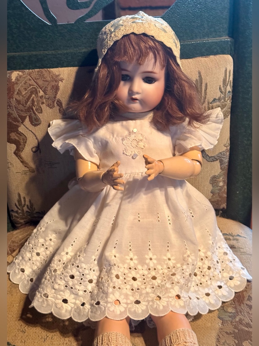 Antique Doll Hertel Schwab & Co Marked Excellent Body And Head Beautiful Doll!